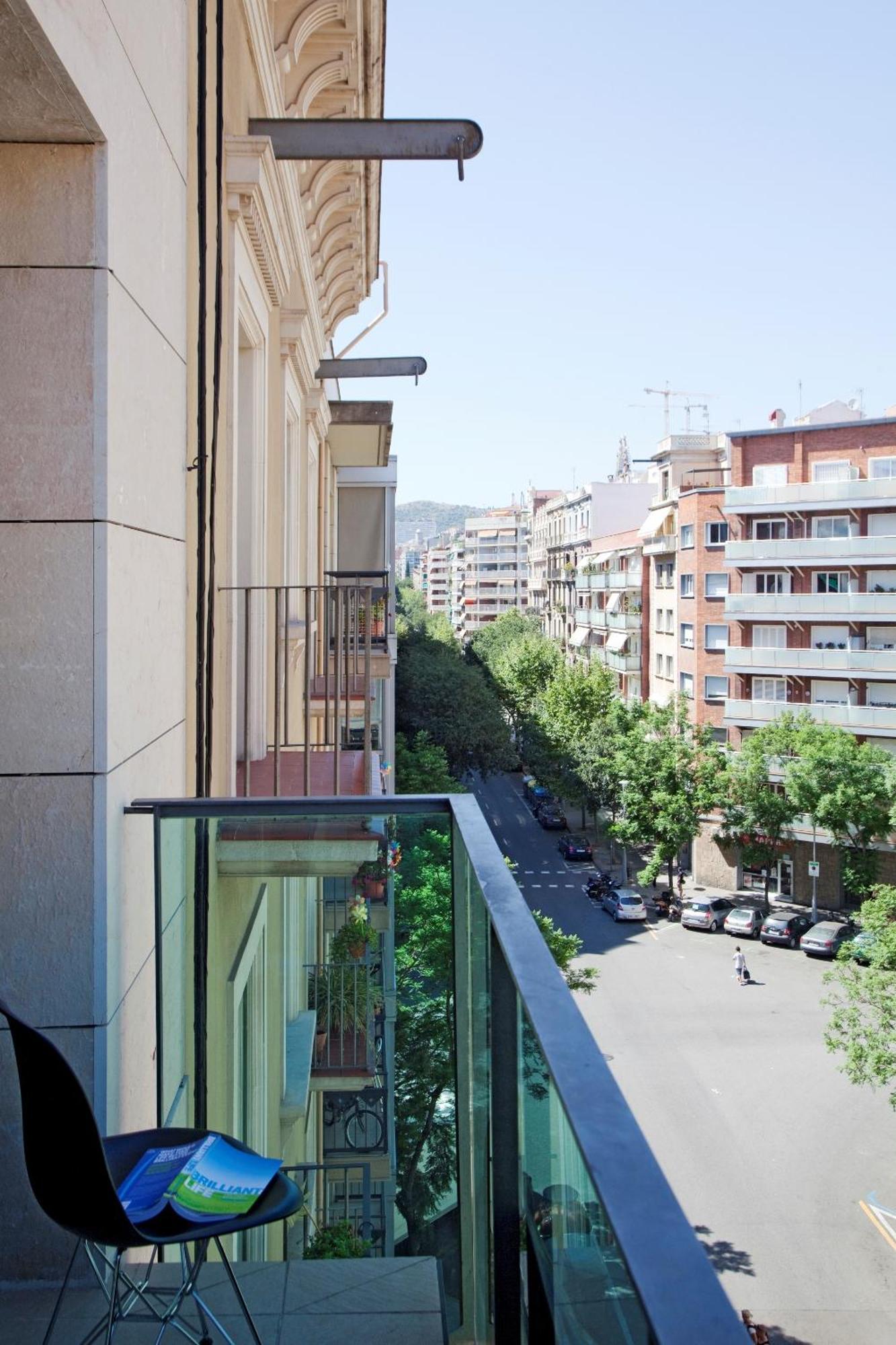 Ainb Sagrada Familia Apartments Barcelona Room photo