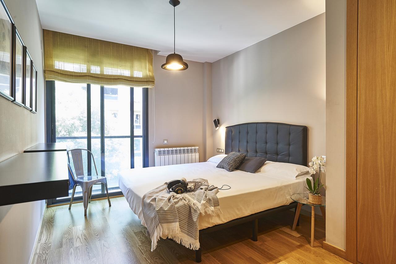 Ainb Sagrada Familia Apartments Barcelona Exterior photo
